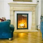 Apartment Old Town Cosy One Bedroom Apartments With Fireplace