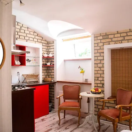 Apartment Old Town Cosy One Bedroom Apartments With Fireplace
