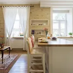 Old Town Cosy One Bedroom With Fireplace * וילנה