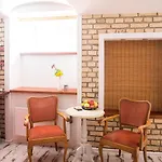 Old Town Cosy One Bedroom With Fireplace * וילנה