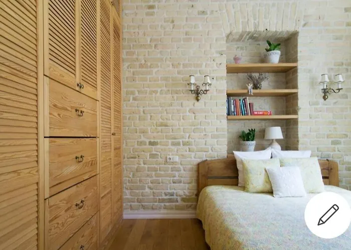 Old Town Cosy One Bedroom With Fireplace 公寓 *